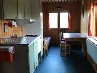 Jårkastaka Rostujávri